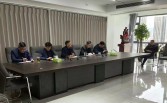 興建咨詢公司召開月底工作會議